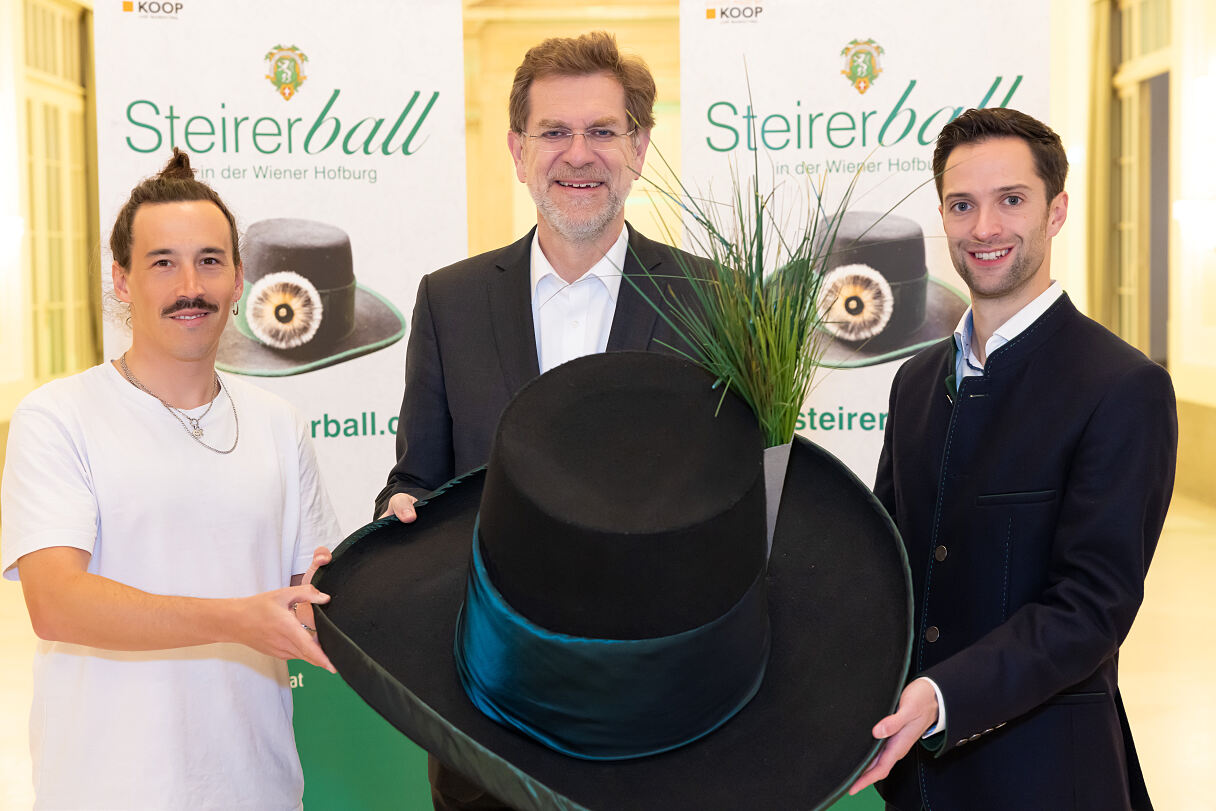 Steirerball 2024: Pop-Trio Folkshilfe als Mitternachtseinlage