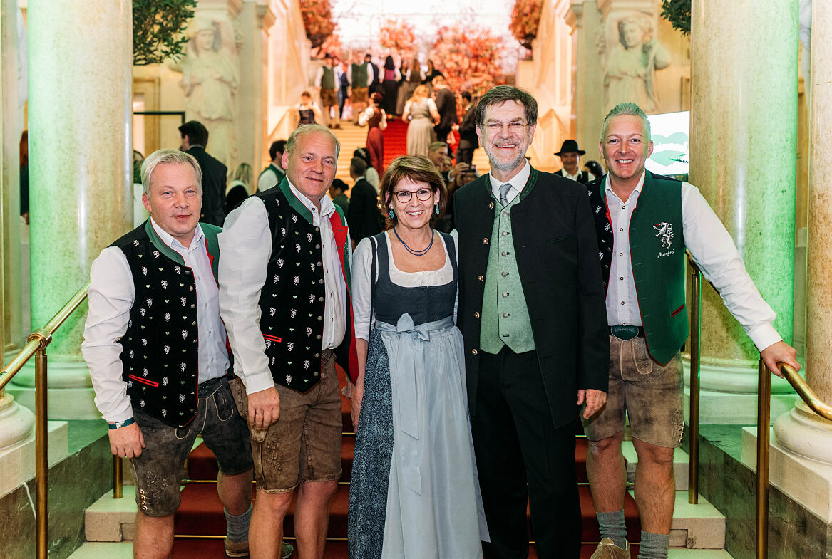 Andreas Zakostelsky, Gerda Edegger und die Edelseer beim Steirerball 2026